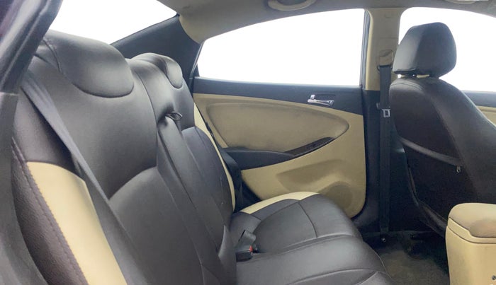 2012 Hyundai Verna FLUIDIC 1.6 VTVT EX, Petrol, Manual, 79,823 km, Right Side Rear Door Cabin