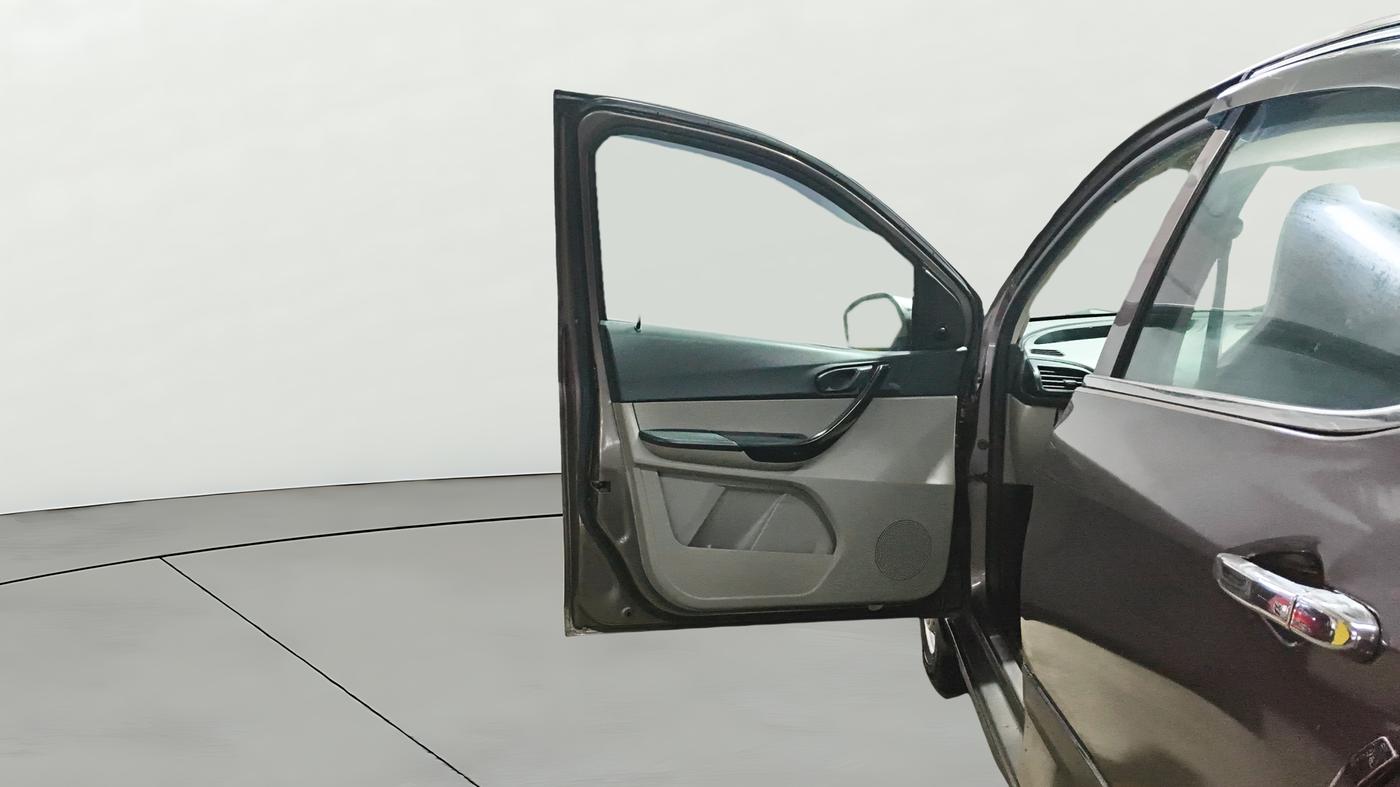 2018 Tata Tiago XM PETROL, Petrol, Manual, 75,428 km, LHS Front Door