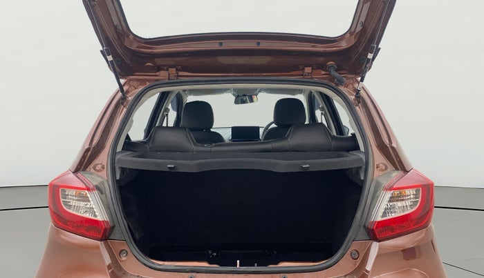 2025 Tata Tiago XZA, Petrol, Automatic, 3,852 km, Boot Open Zoomed View