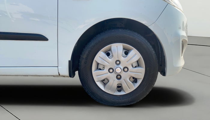 2013 Hyundai i10 ERA 1.1, Petrol, Manual, 65,539 km, Right Front Wheel