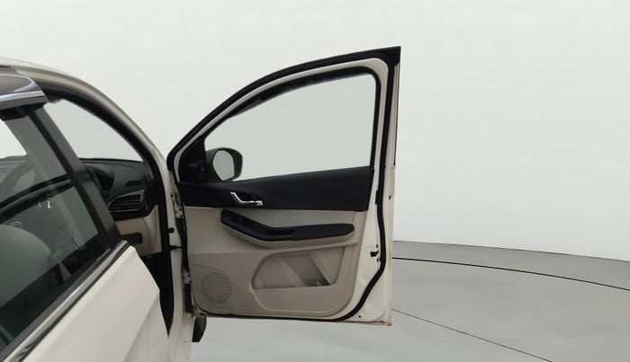 2023 Tata TIGOR XZ PLUS LEATHERETTE, Petrol, Manual, 18,549 km, RHS Front Door