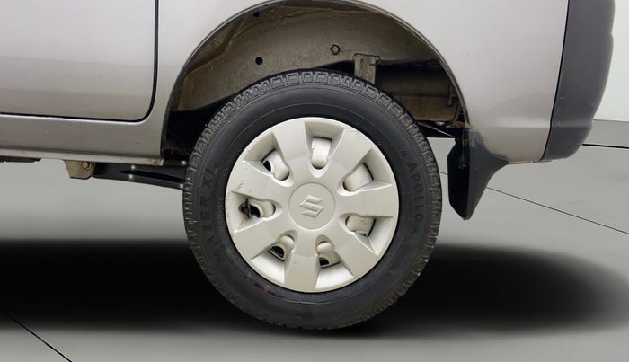 2017 Maruti Eeco 7 STR, Petrol, Manual, 13,946 km, Left Rear Wheel