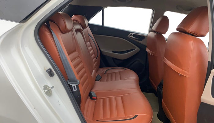 2018 Hyundai Elite i20 ASTA 1.2 (O), Petrol, Manual, 72,592 km, Right Side Rear Door Cabin