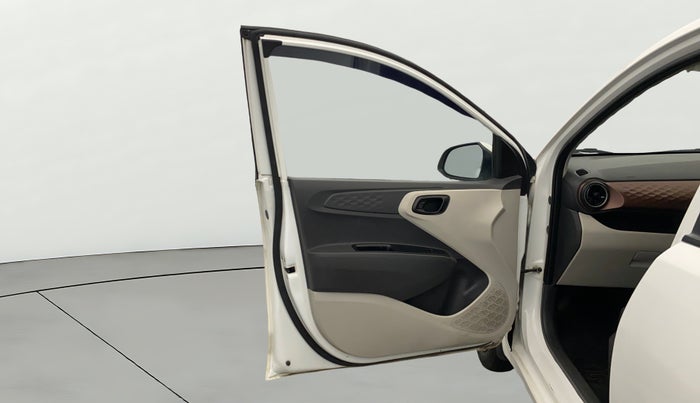 2022 Hyundai AURA S 1.2 CNG, CNG, Manual, 53,433 km, LHS Front Door