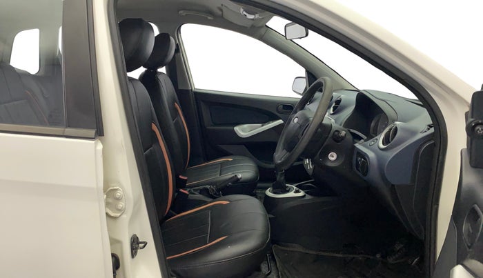 2014 Ford Figo TITANIUM 1.2 PETROL, Petrol, Manual, 93,003 km, Right Side Front Door Cabin