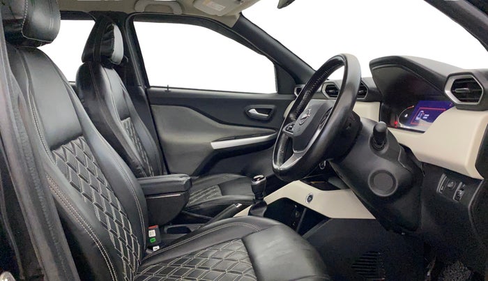 2023 Nissan MAGNITE XV TURBO, Petrol, Manual, 28,347 km, Right Side Front Door Cabin