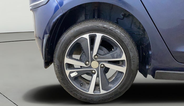 2024 Tata ALTROZ XZ PLUS SUNROOF CNG, CNG, Manual, 35,997 km, Right Rear Wheel