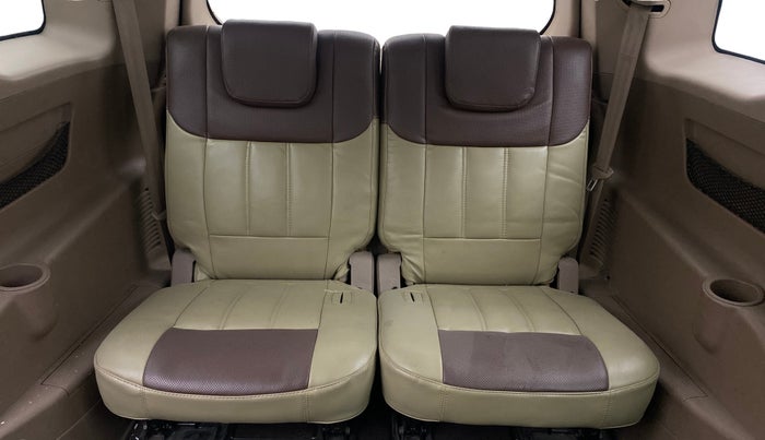 2014 Mahindra XUV500 W4, Diesel, Manual, 97,189 km, Third Seat Row ( optional )