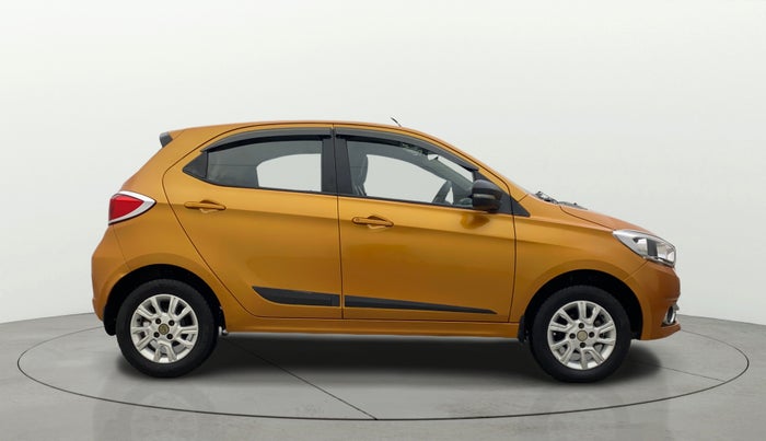 2018 Tata Tiago XZ PETROL, Petrol, Manual, 78,878 km, Right Side View