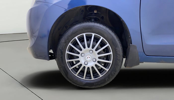 2016 Maruti Baleno DELTA PETROL 1.2, Petrol, Manual, 43,394 km, Left Front Wheel