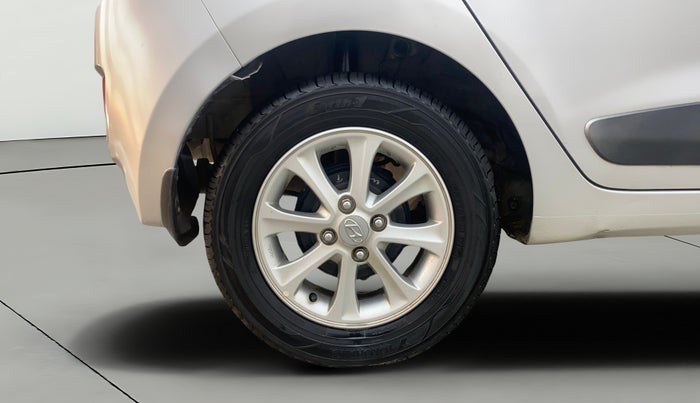 2016 Hyundai Grand i10 ASTA 1.2 KAPPA VTVT, Petrol, Manual, 39,954 km, Right Rear Wheel