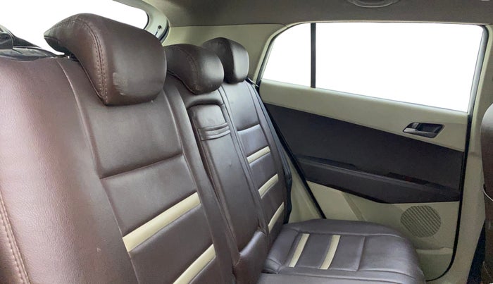 2016 Hyundai Creta SX PLUS AT 1.6 PETROL, Petrol, Automatic, 76,045 km, Right Side Rear Door Cabin