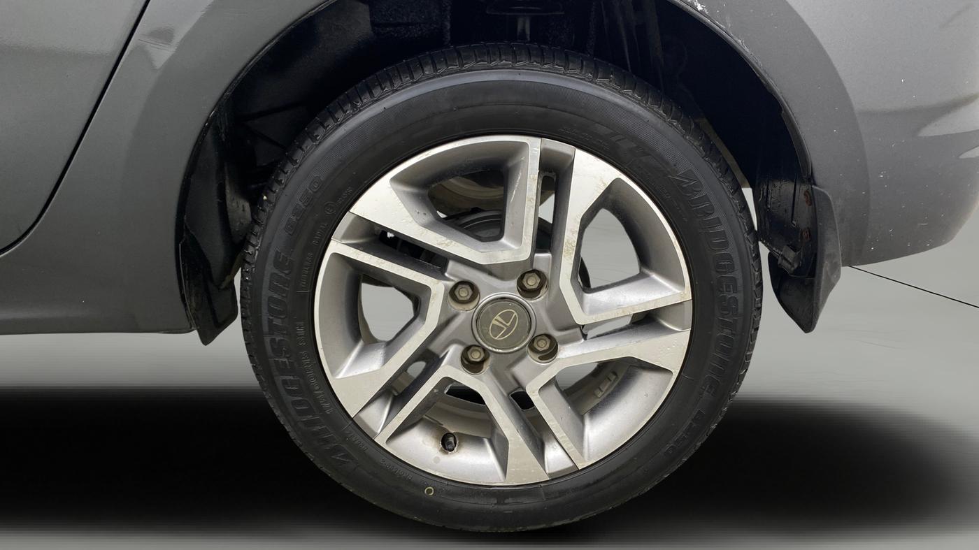 2022 Tata TIGOR XZA PLUS PETROL, Petrol, Automatic, 15,839 km, Left Rear Wheel
