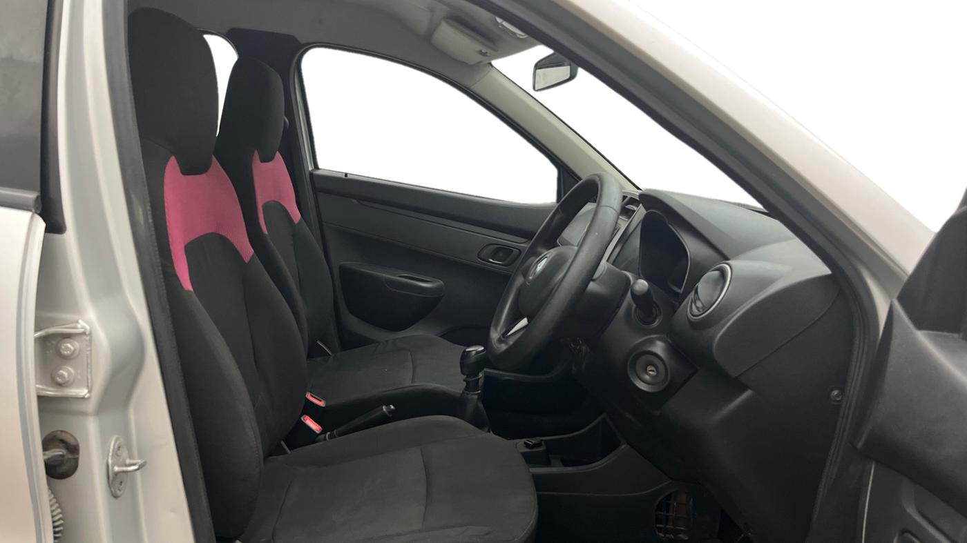 2018 Renault Kwid RXL, Petrol, Manual, 12,350 km, Right Side Front Door Cabin