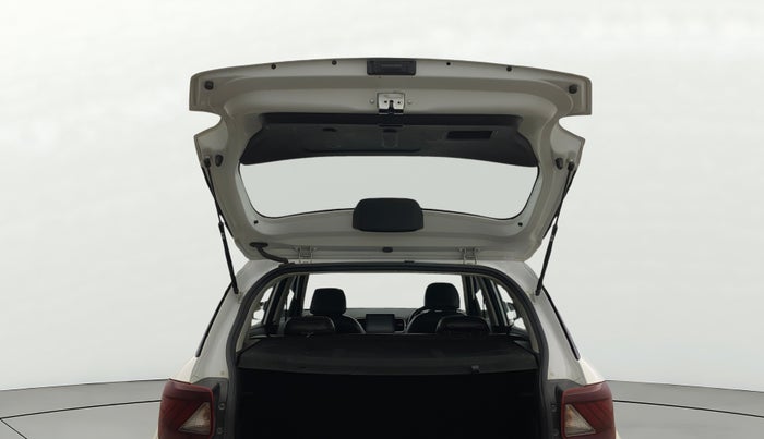 2022 Hyundai VENUE SX 1.0 TURBO, Petrol, Manual, 30,189 km, Boot Door Open