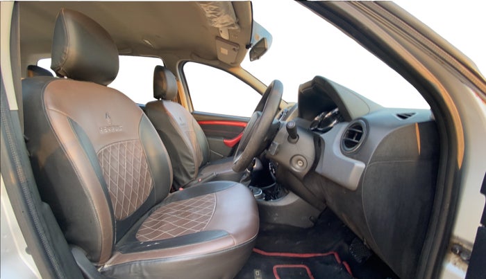 2017 Renault Duster RXS CVT, Petrol, Automatic, 55,281 km, Right Side Front Door Cabin