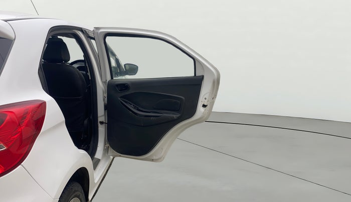 2019 Ford New Figo TITANIUM 1.2 PETROL MT, Petrol, Manual, 1,01,867 km, RHS Rear Door