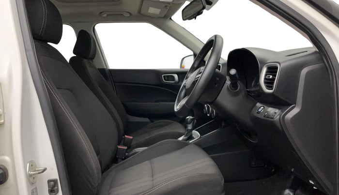 2019 Hyundai VENUE SX PLUS 1.0 TURBO DCT, Petrol, Automatic, 71,733 km, Right Side Front Door Cabin