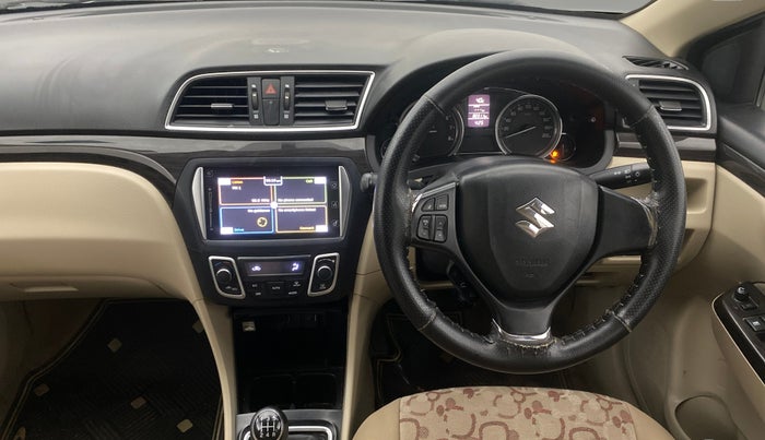 2016 Maruti Ciaz ZXI+, Petrol, Manual, 80,284 km, Steering Wheel Close Up