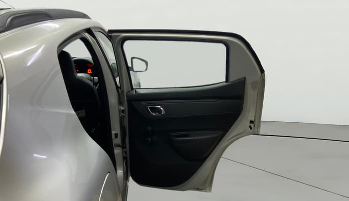 2018 Renault Kwid RXT 1.0 AMT (O), Petrol, Automatic, 46,840 km, RHS Rear Door
