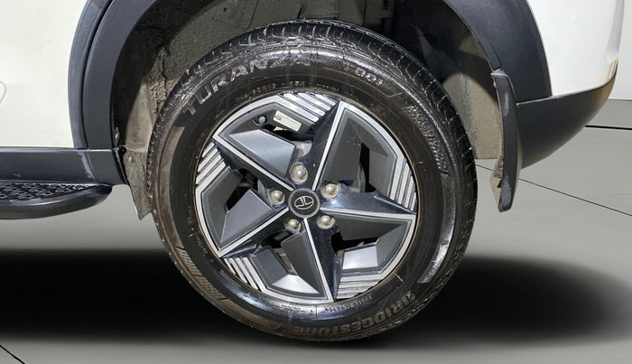 2023 Tata NEXON CREATIVE+ DCA 1.2 PETROL, Petrol, Automatic, 8,456 km, Left Rear Wheel