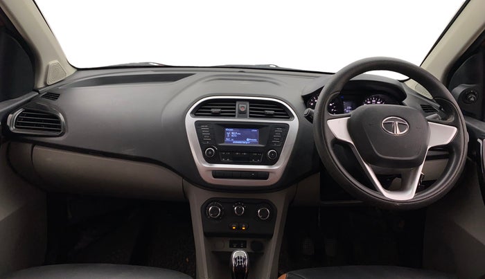 2017 Tata Tiago XT PETROL, Petrol, Manual, 70,783 km, Dashboard
