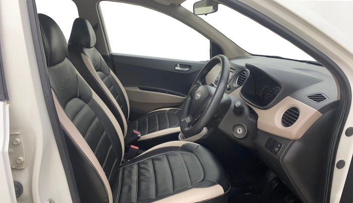 2015 Hyundai Xcent S 1.2, Petrol, Manual, 76,266 km, Right Side Front Door Cabin