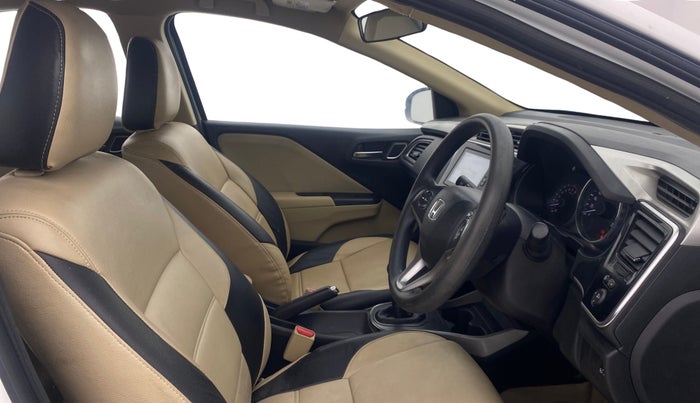 2020 Honda City 1.5L I-VTEC V MT, Petrol, Manual, 85,530 km, Right Side Front Door Cabin