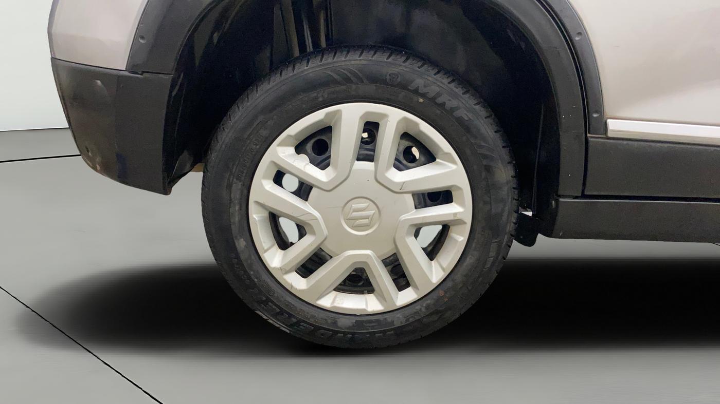 2021 Maruti Vitara Brezza VXI, Petrol, Manual, 31,712 km, Right Rear Wheel