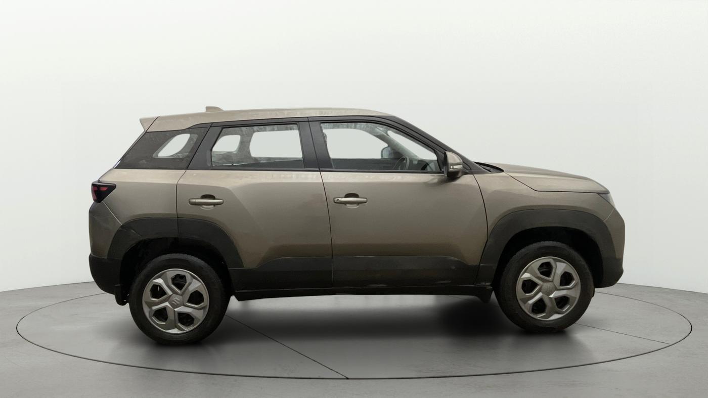 2022 Maruti BREZZA VXI SMART HYBRID, Petrol, Manual, 32,445 km, Right Side View