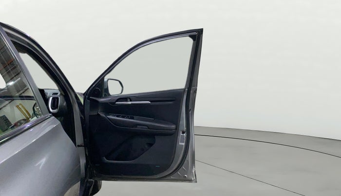 2021 KIA SONET HTK PLUS 1.0 IMT, Petrol, Manual, 91,610 km, RHS Front Door