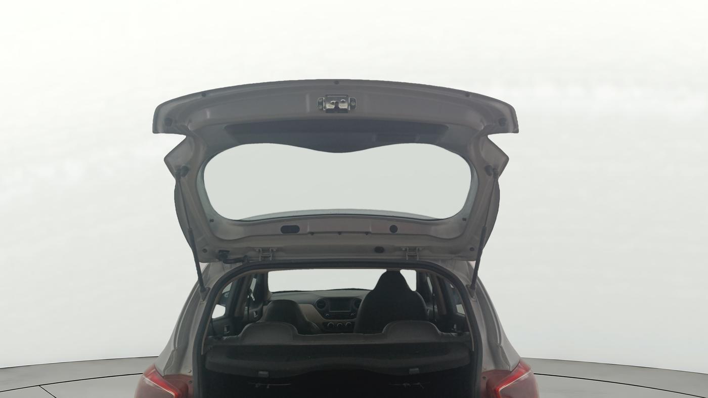 2019 Hyundai Grand i10 SPORTZ 1.2 KAPPA VTVT, Petrol, Manual, 30,228 km, Boot Door Open