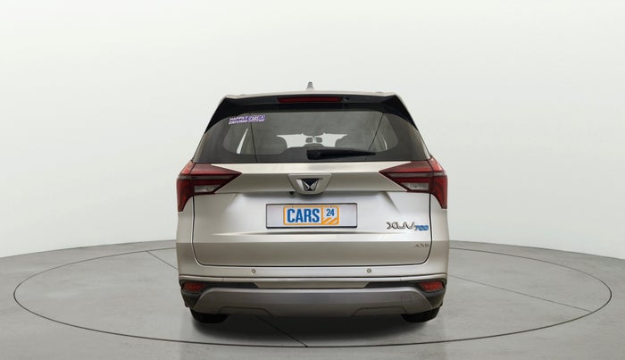 2022 Mahindra XUV700 AX 5 P MT 7 STR, Petrol, Manual, 32,365 km, Back/Rear