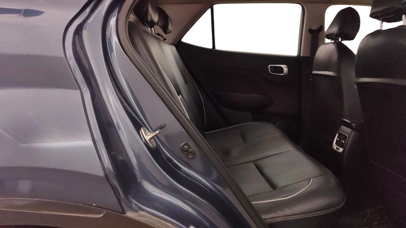 2021 Hyundai VENUE SX PLUS 1.0 TURBO DCT, Petrol, Automatic, 72,129 km, Right Side Rear Door Cabin