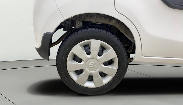 2017 Maruti Alto K10 VXI, Petrol, Manual, 34,734 km, Right Rear Wheel