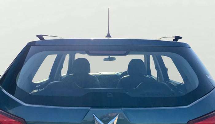 2023 Mahindra XUV300 W6 1.2 PETROL AMT, Petrol, Automatic, 43,246 km, Rear Windshield