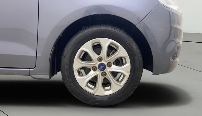 2017 Ford Figo Aspire TITANIUM1.5 DIESEL, Diesel, Manual, 1,25,588 km, Right Front Wheel