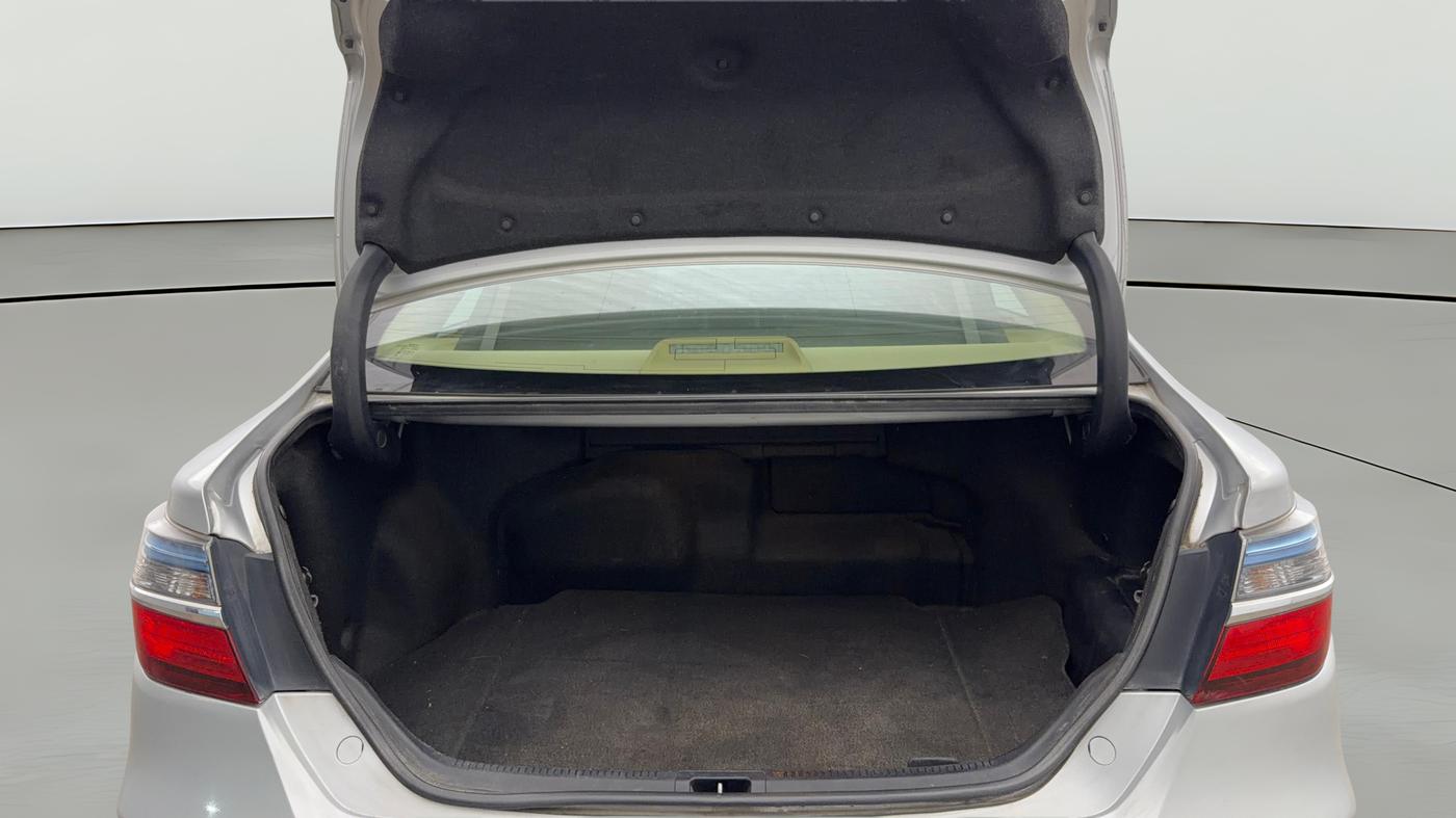 2016 Toyota Camry HYBRID, Hybrid, Automatic, 63,113 km, Boot Open Zoomed View