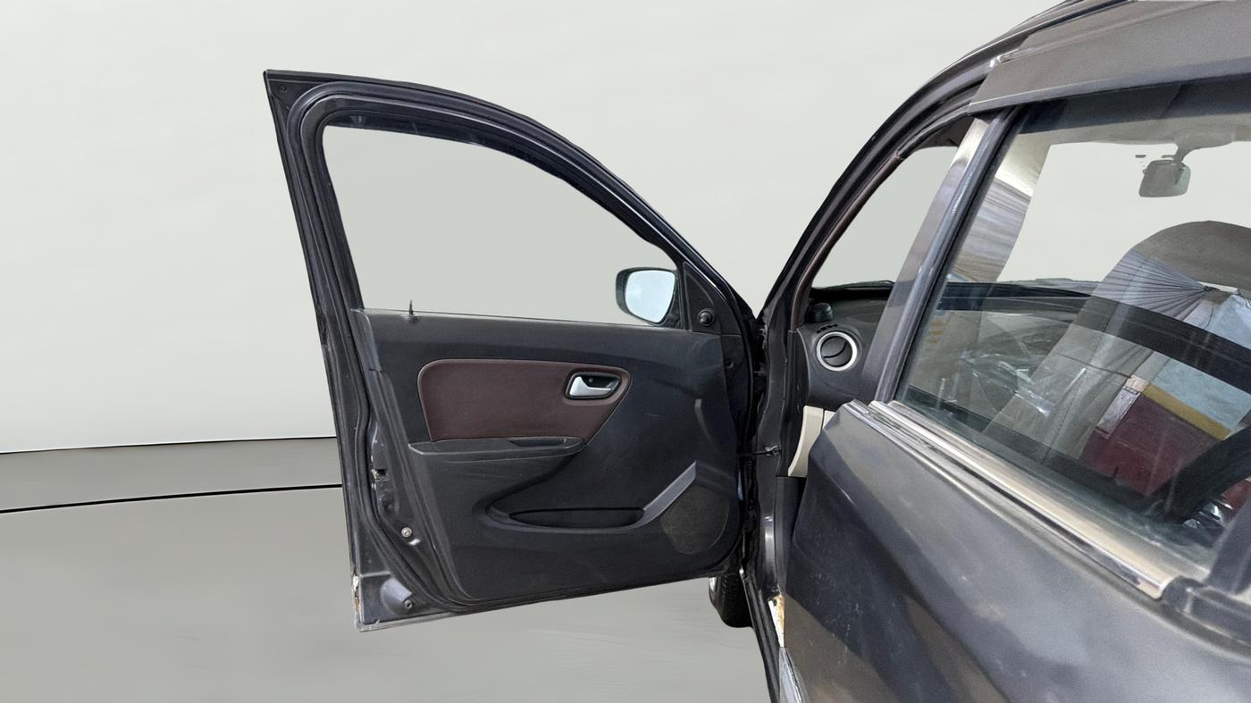 2020 Maruti Alto LXI CNG, CNG, Manual, 75,342 km, LHS Front Door