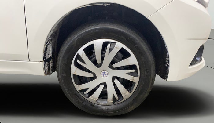 2017 Tata Tiago XT PETROL, Petrol, Manual, 70,942 km, Right Front Wheel