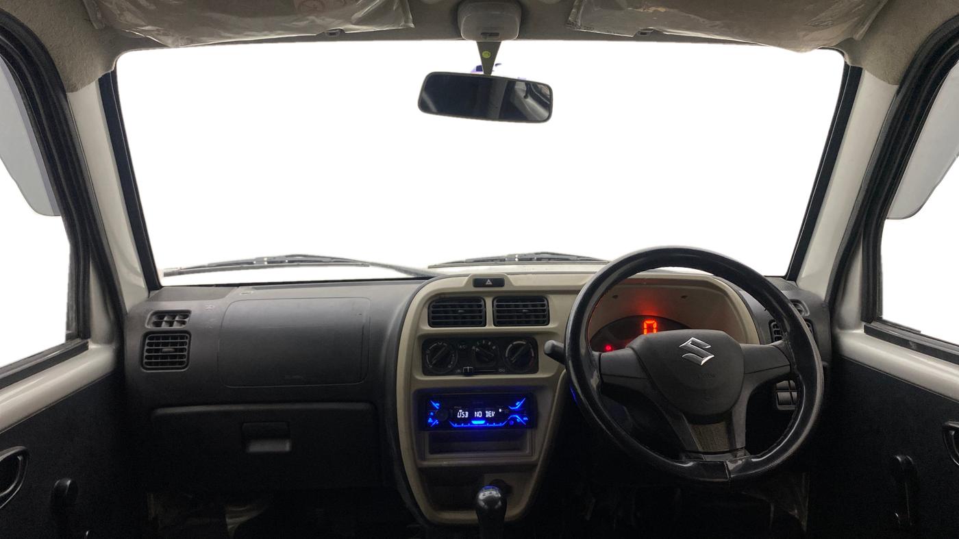 2023 Maruti Eeco 5 STR AC, Petrol, Manual, 39,910 km, Dashboard