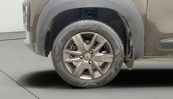 2022 Renault Kwid CLIMBER 1.0 (O), Petrol, Manual, 30,729 km, Left Front Wheel