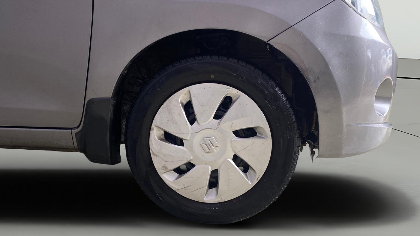 2014 Maruti Celerio VXI CNG, CNG, Manual, 1,09,624 km, Right Front Wheel