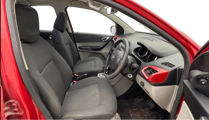 2018 Tata Tiago XZA PETROL, CNG, Automatic, 34,227 km, Right Side Front Door Cabin