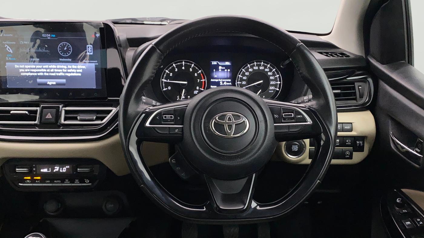2022 Toyota Glanza V, Petrol, Manual, 48,063 km, Steering Wheel Close Up