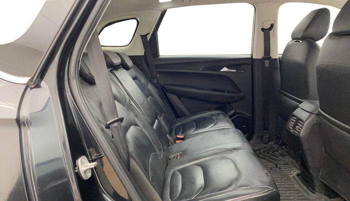 2020 MG HECTOR SHARP HYBRID 1.5 PETROL, Petrol, Manual, 73,546 km, Right Side Rear Door Cabin