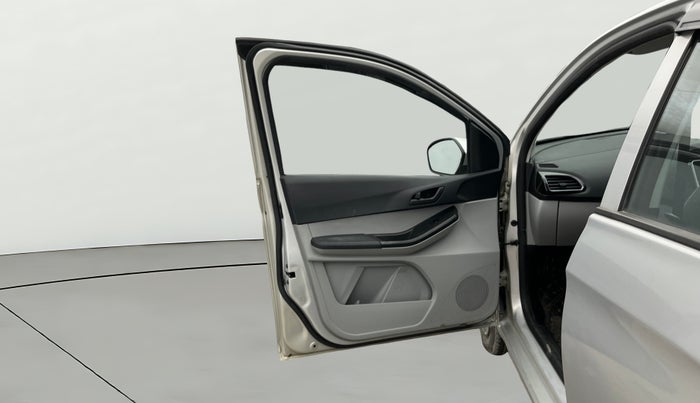 2020 Tata Tiago XT PETROL, Petrol, Manual, 67,564 km, LHS Front Door