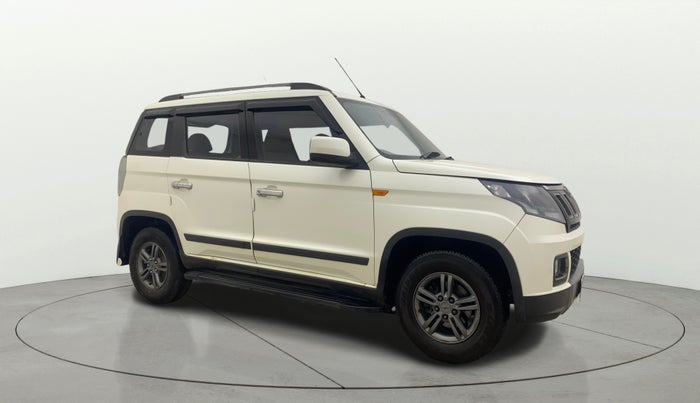 2019 Mahindra TUV300 T10, Diesel, Manual, 1,12,608 km, Right Front Diagonal