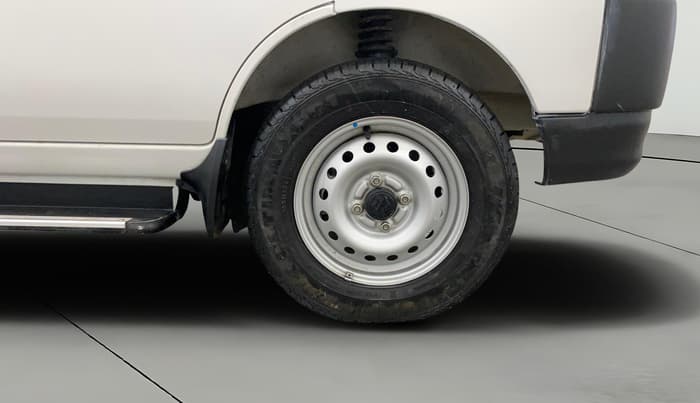 2024 Maruti Eeco 7 STR STD 1.2, Petrol, Manual, 9,543 km, Right Front Wheel