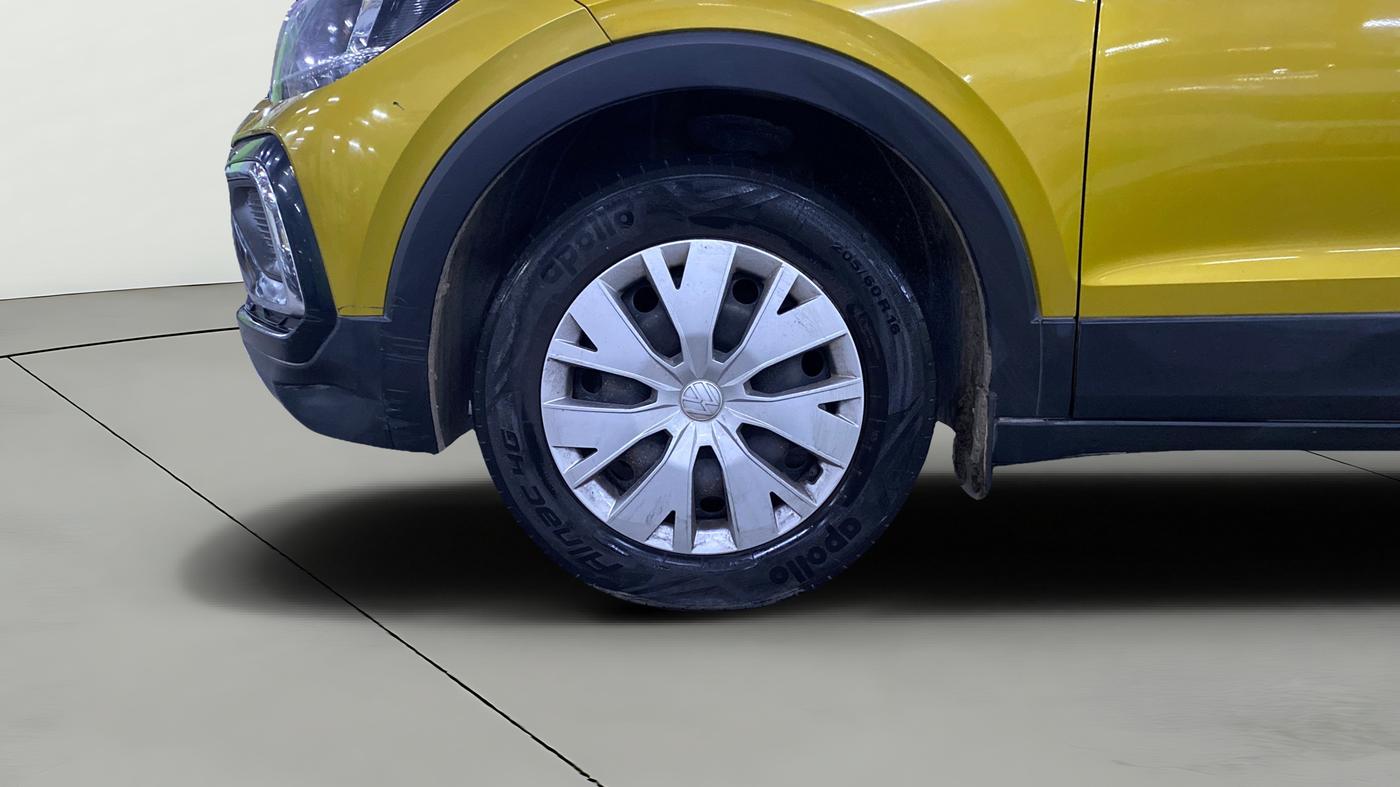 2021 Volkswagen TAIGUN COMFORTLINE 1.0 TSI MT, Petrol, Manual, 68,426 km, Left Front Wheel